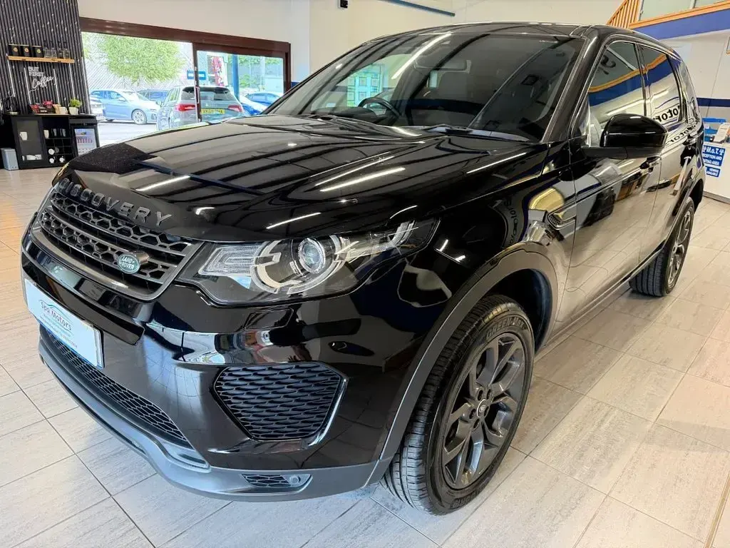 Used Land Rover Discovery 5 Landmark 180 HP (132 kW) 2018 Black SUV