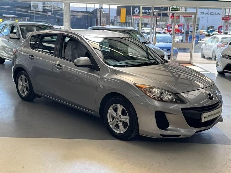 Begagnad Mazda 3 115 HK (84 kW) 2012 Silver Halvkombi
