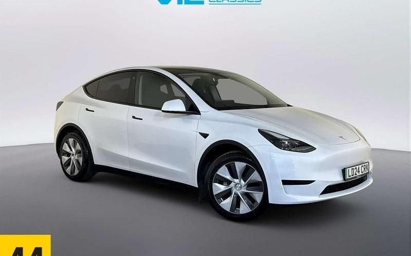 Used Tesla Model Y RWD 254 kW (346 HP) 2024 White SUV