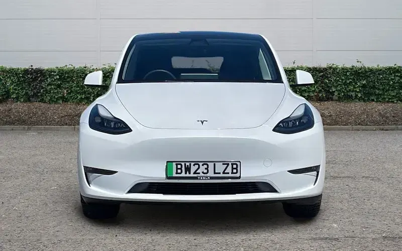 Used Tesla Model Y Long Range AWD 286 kW (389 HP) 2025 SUV