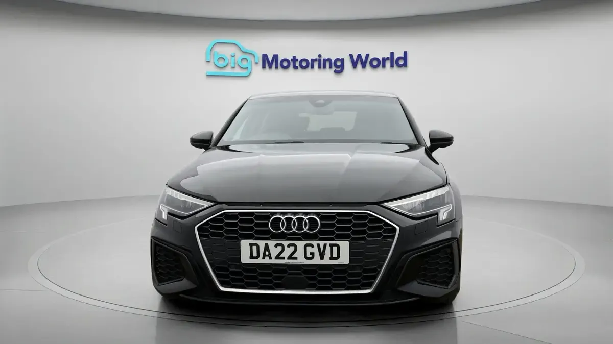 Used Audi A3 Sportback e-tron S-Line 201 HP (147 kW) 2022 Black Hatchback