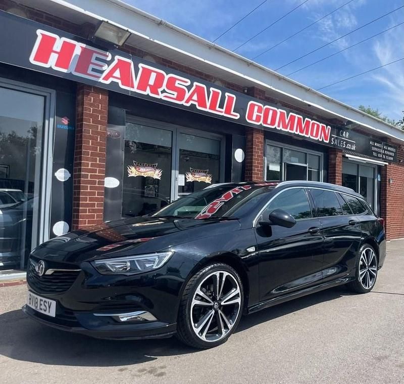 Black Used 2018 Vauxhall Insignia SRi Estate | £10,000 (Fair price) - Image 1/4