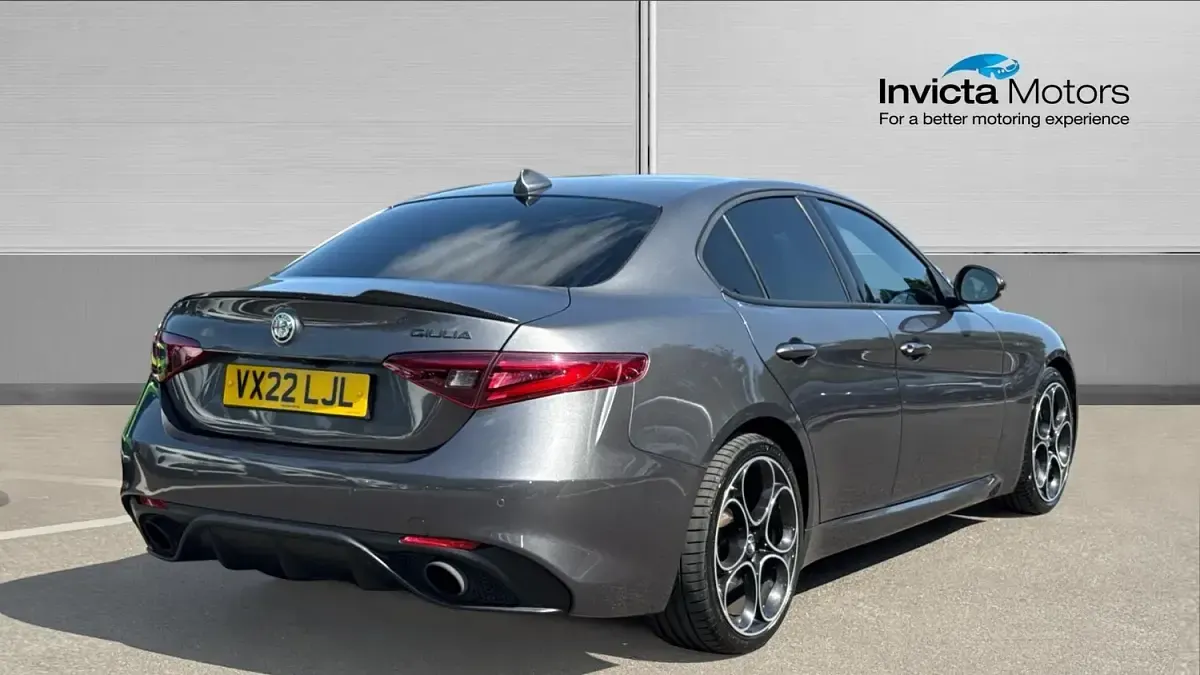 Used Alfa Romeo Giulia Veloce 280 HP (205 kW) 2022 Grey Sedan