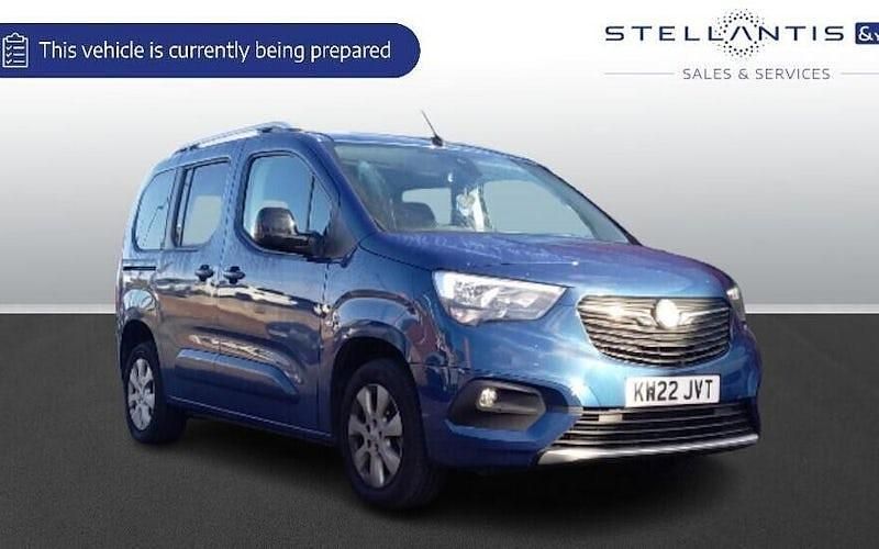 Used 2022 Vauxhall Combo Elite MPV | £18,578 - Image 1/1