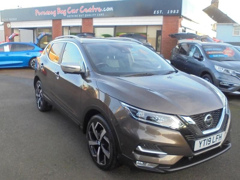 Bronze Used 2019 Nissan Qashqai Tekna+ SUV | £15,995 (Fair price) - Image 1/4
