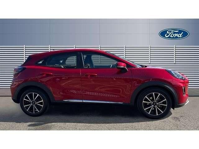 Used Ford Puma Titanium 155 HP (114 kW) 2023 Red SUV