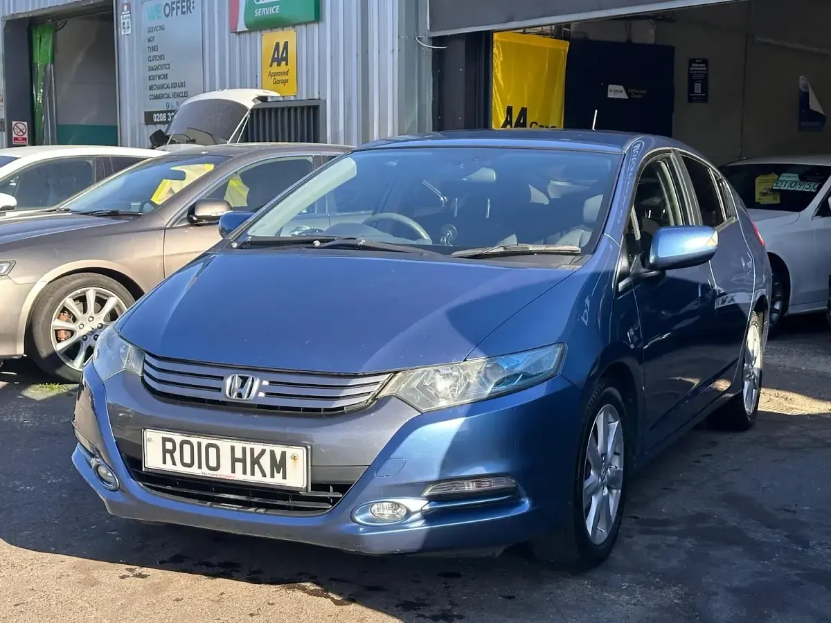Used Honda Insight Hybrid 88 HP (64 kW) 2010 Blue Hatchback