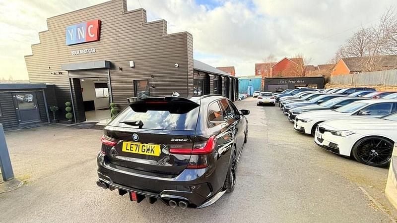 Used BMW 330e M Sport 288 HP (211 kW) 2022 Black Estate
