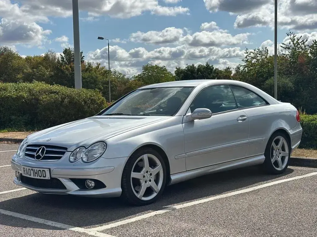 Used Mercedes CLK200 2007 Silver Coupe