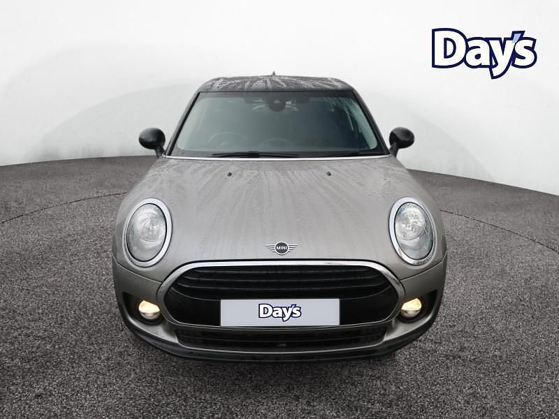 Used Mini Cooper Clubman Classic 136 HP (100 kW) 2019 Silver Estate