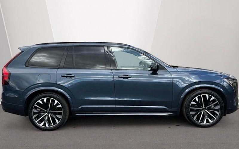 Usado Volvo XC90 Ultra 250 HP (183 kW) 2025 Azul SUV