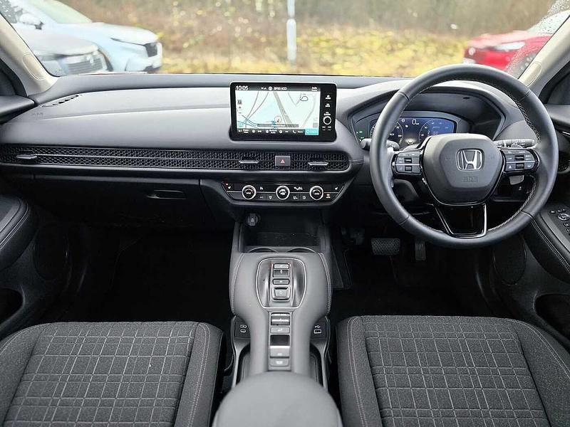 Used Honda ZR-V Elegance 184 HP (135 kW) 2025 Radiant red SUV