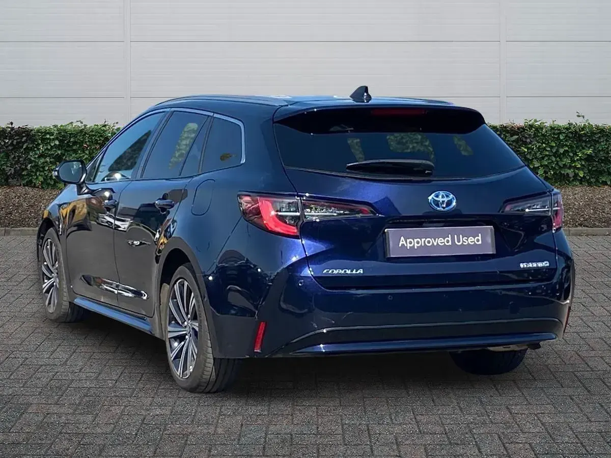 Used Toyota Corolla Design 2023 Blue Estate