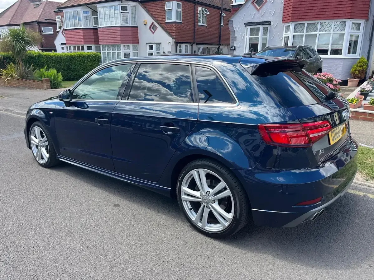 Used Audi A3 Sportback S-Line 150 HP (110 kW) 2019 Blue Hatchback
