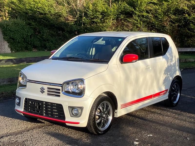 Used Suzuki Alto 2015 White Hatchback
