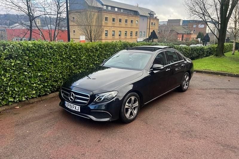 Used Mercedes E200 Premium 184 HP (135 kW) 2019 Black Sedan