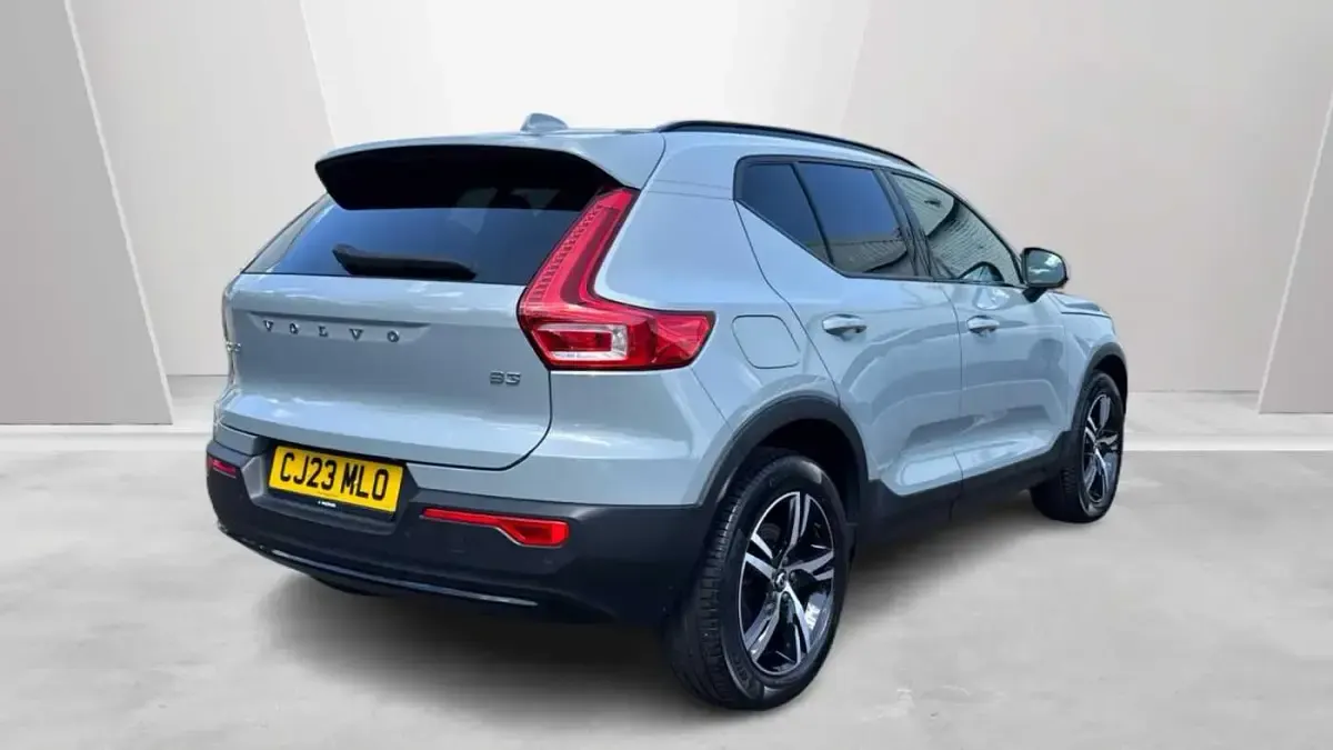 Used Volvo XC40 Plus 161 HP (118 kW) 2024 SUV