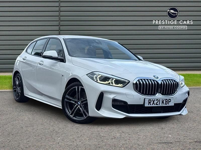 Used BMW 118 M Sport 138 HP (101 kW) 2021 White Hatchback