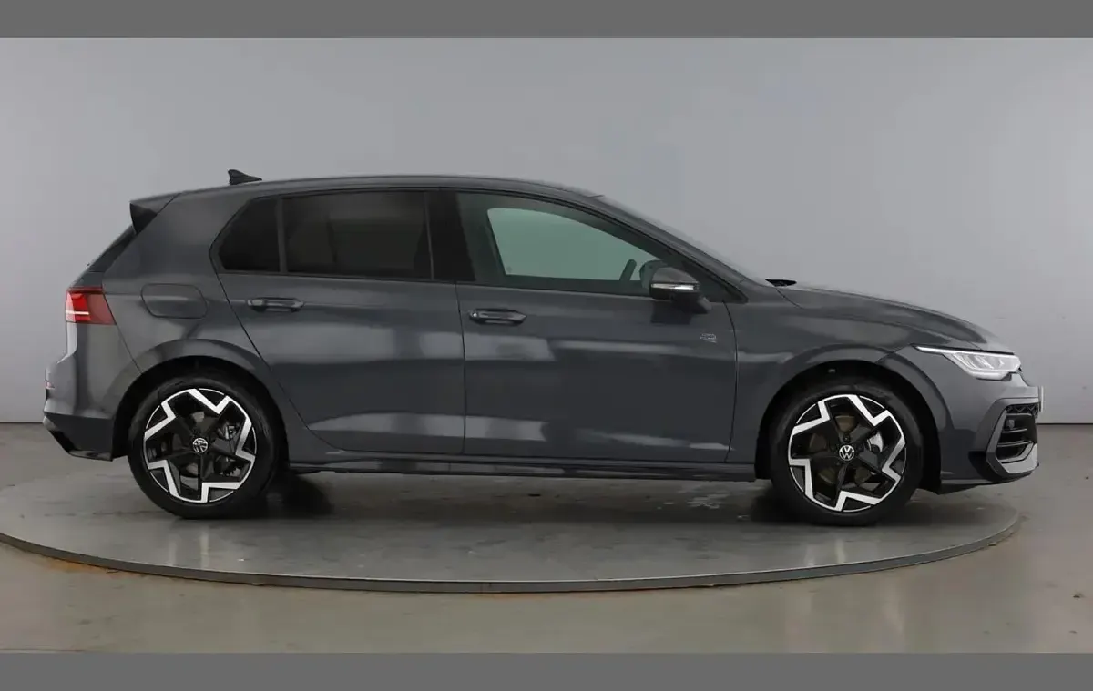 Used VW Golf VIII R-line 147 HP (108 kW) 2026 Grey Hatchback