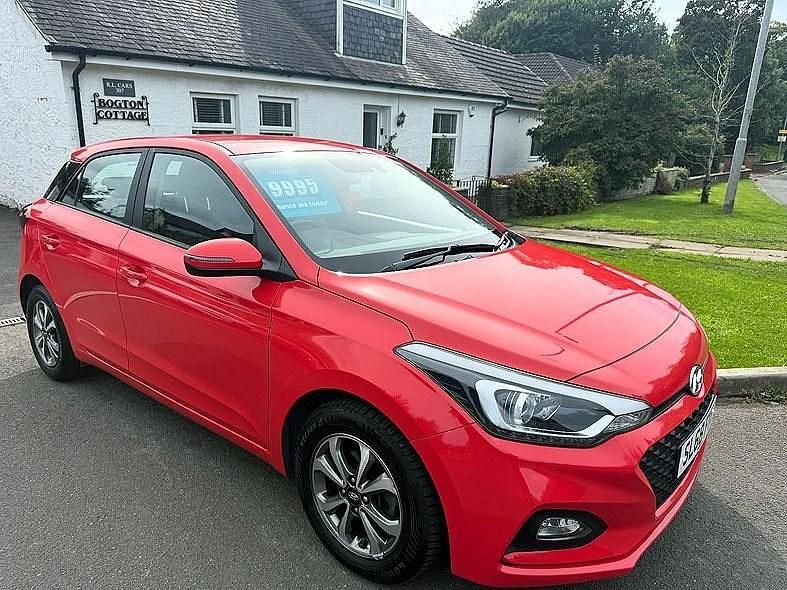 Red Used 2018 Hyundai i20 SE Hatchback | £9,695 (Fair price) - Image 1/4