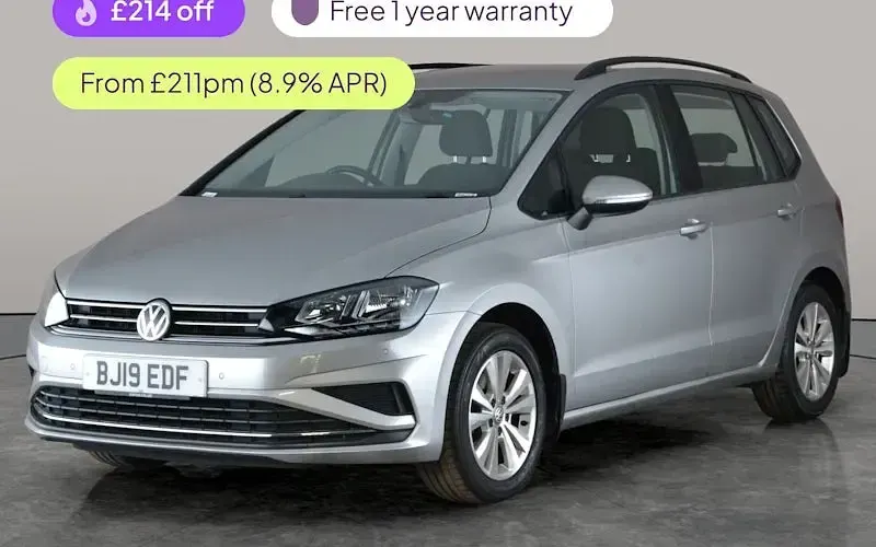 Used VW Golf VII SE 131 HP (96 kW) 2019 Hatchback