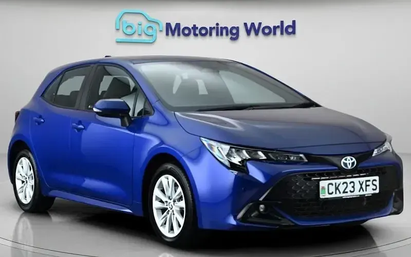 Used Toyota Corolla 140 HP (102 kW) 2023 Hatchback