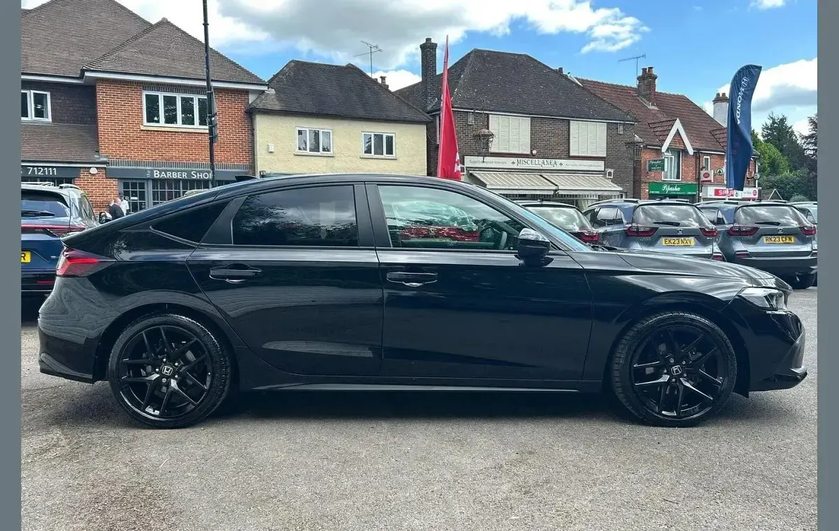Used Honda Civic Sport 143 HP (105 kW) 2025 Crystal black Hatchback