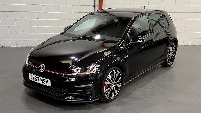 Używany VW Golf VII GTI 275 KM (202 kW) 2017 Czarny Hatchback