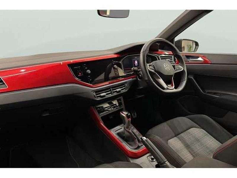 Begagnad VW Polo 207 HK (152 kW) 2023 Halvkombi