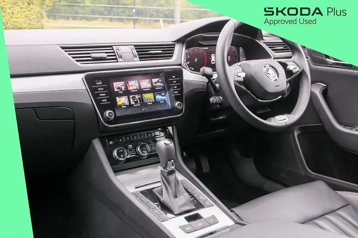 Used Skoda Superb SE Technology 160 HP (117 kW) 2024 Black magic pearl effect Estate
