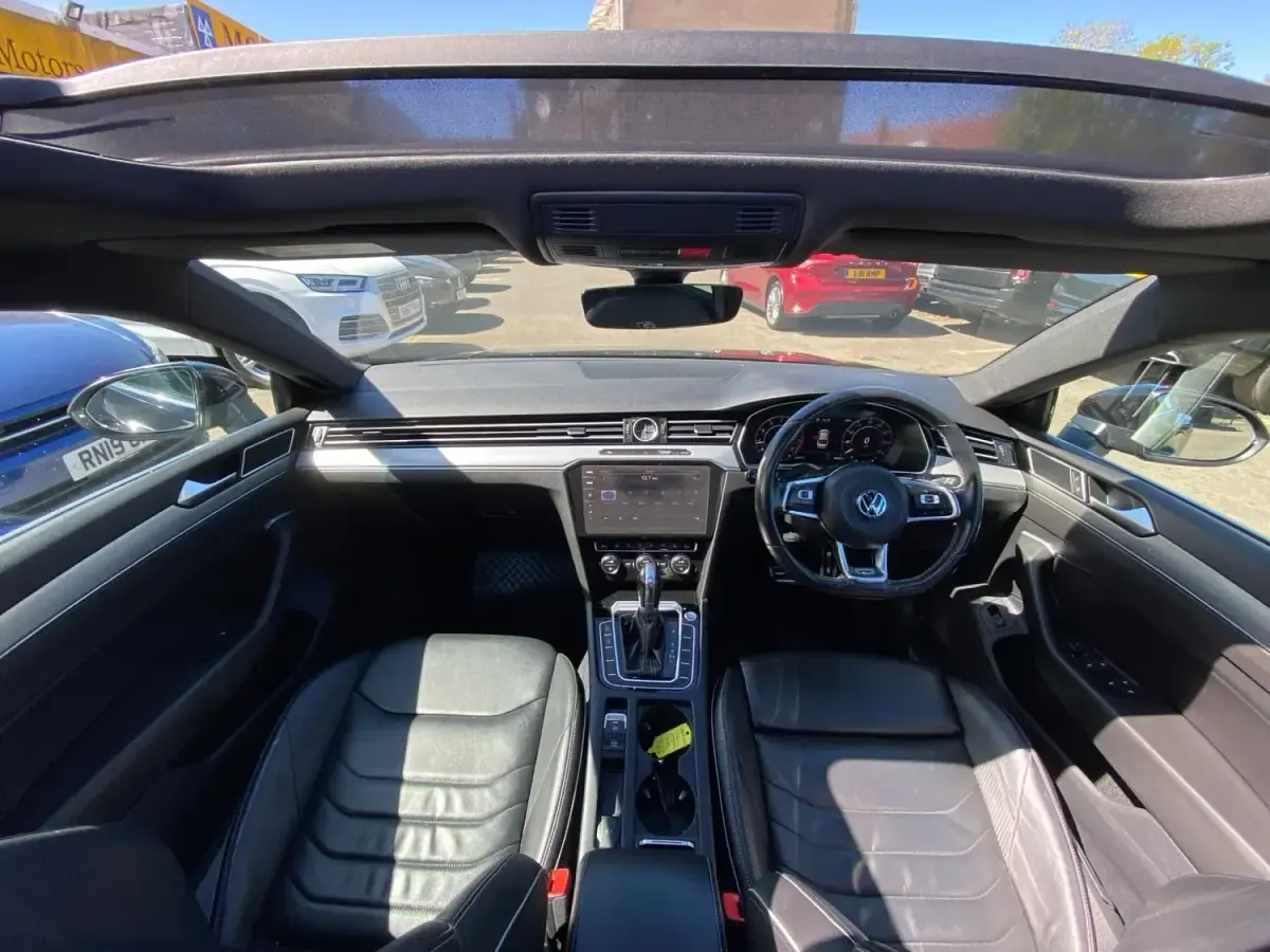 Usado VW Arteon R-line 190 HP (139 kW) 2018 Preto Citadino