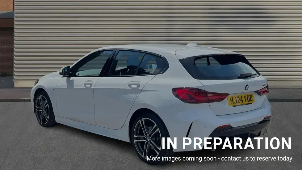 Used BMW 118 M Sport 136 HP (100 kW) 2024 Alpine white Hatchback