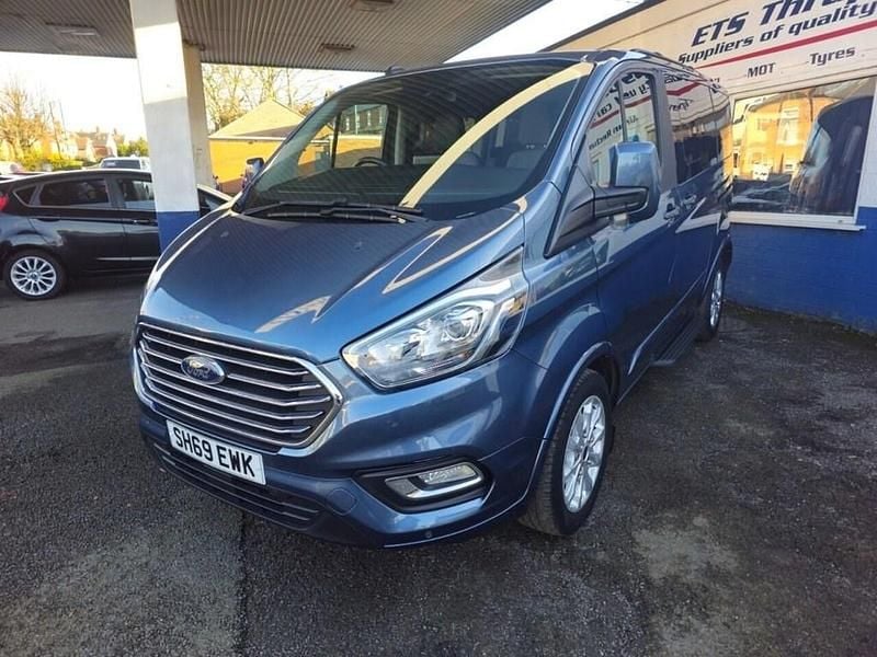 Used Ford Tourneo Titanium 130 HP (95 kW) 2020 Blue MPV
