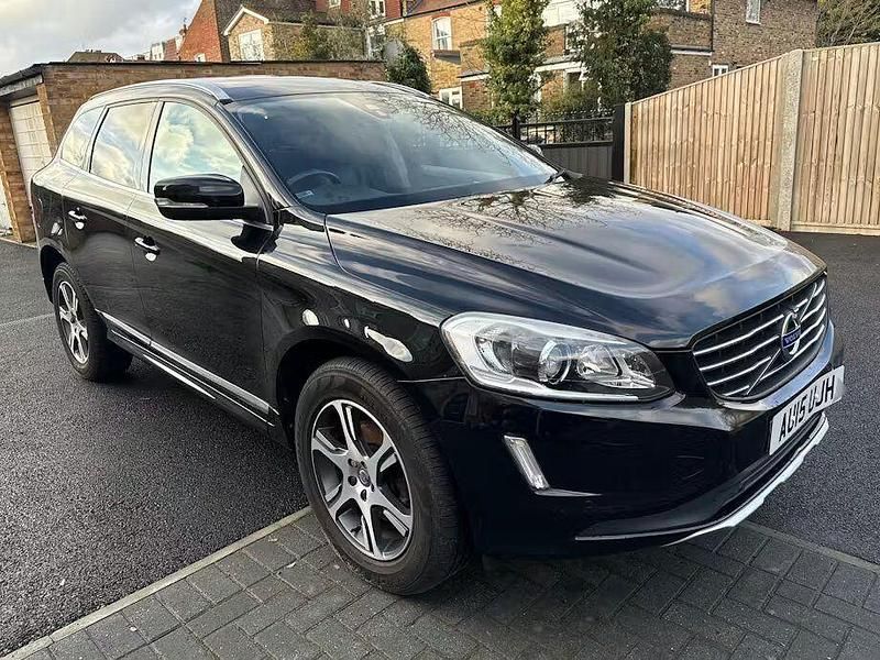 Black Used 2015 Volvo XC60 SE Lux SUV | £9,652 (Fair price) - Image 1/4