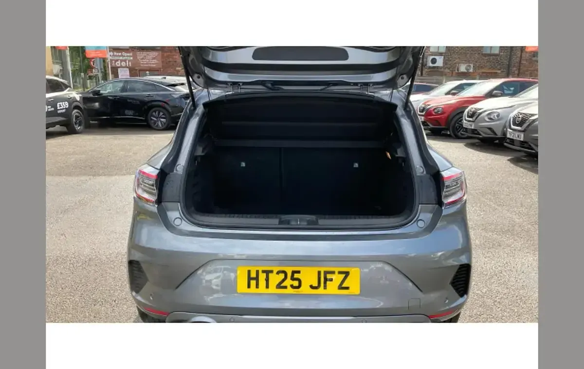 Used Renault Clio V Esprit Alpine 90 HP (66 kW) 2025 Grey Hatchback