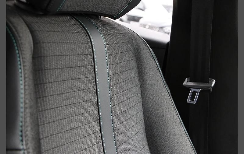 Used Peugeot 208 Allure Premium 101 HP (74 kW) 2021 Grey Hatchback