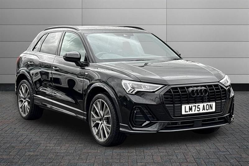 Used Audi Q3 Black Edition 150 HP (110 kW) 2025 Black SUV