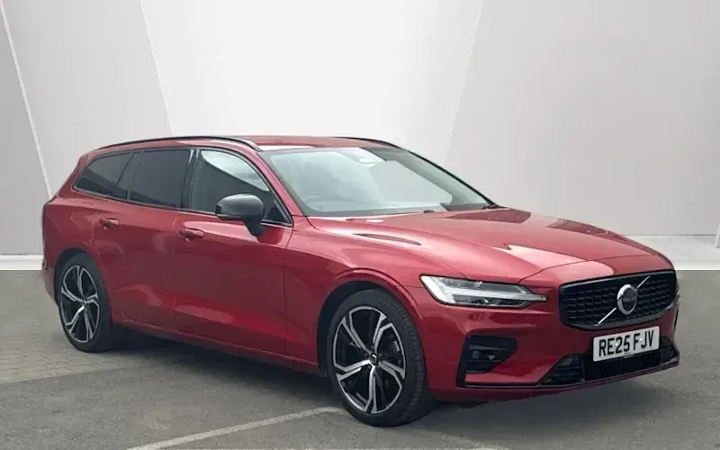 Used Volvo V60 Plus 197 HP (144 kW) 2025 Estate