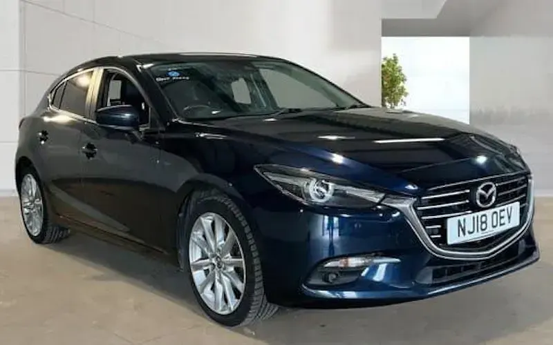 Used Mazda 3 Inclusive 120 HP (88 kW) 2018 Hatchback
