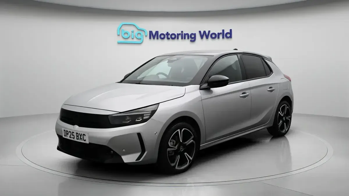 Used Vauxhall Corsa Ultimate 101 HP (74 kW) 2025 Grey Hatchback