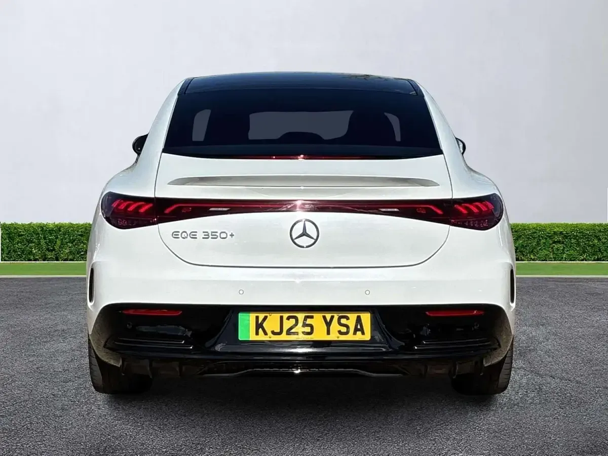 Used Mercedes EQE350 AMG line 214 kW (292 HP) 2025 White Sedan