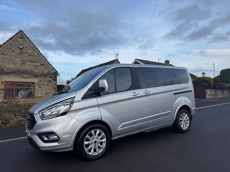 Used Ford Tourneo Custom Titanium 2019 Silver Van