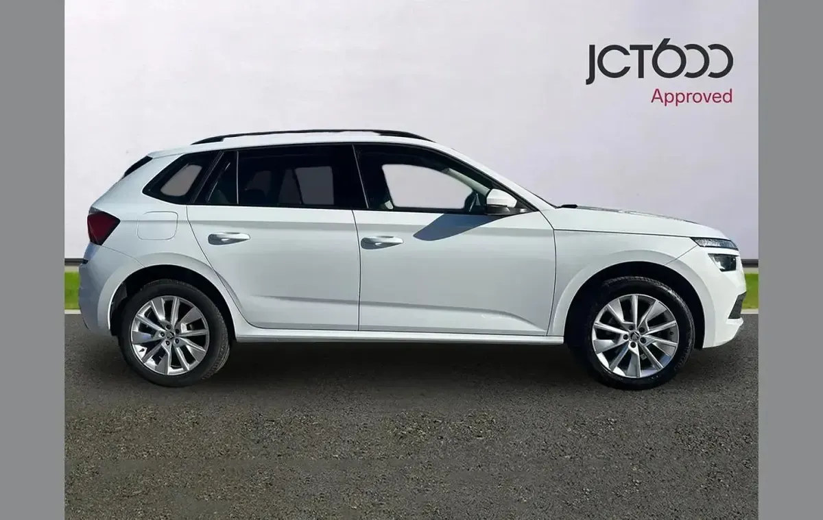 Used Skoda Kamiq SE 94 HP (69 kW) 2024 White SUV