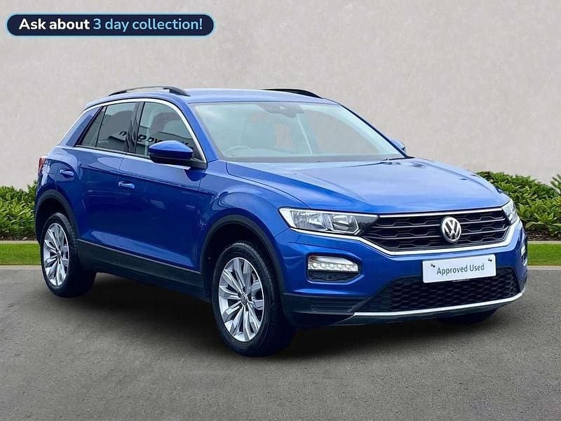 Blue Used 2018 VW T-Roc SE SUV | £12,674 (Fair price) - Image 1/4