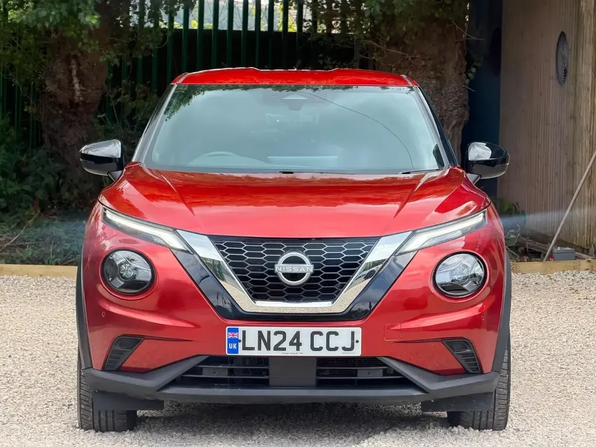 Used Nissan Juke N-Connecta 2024 Red SUV