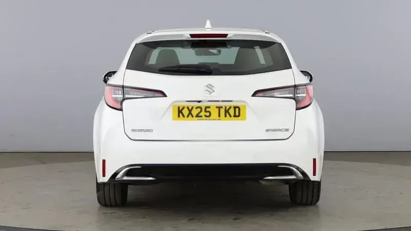 Used Suzuki Swace 140 HP (102 kW) 2024 White Estate