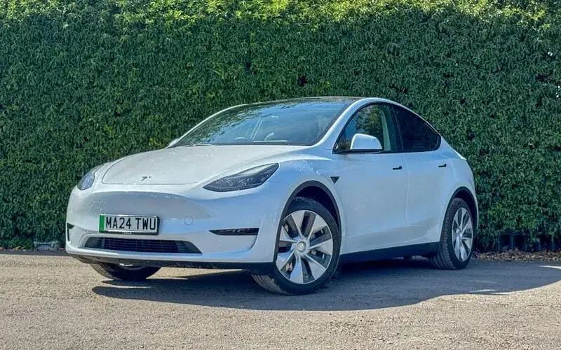 Used Tesla Model Y RWD 219 kW (299 HP) 2024 White SUV