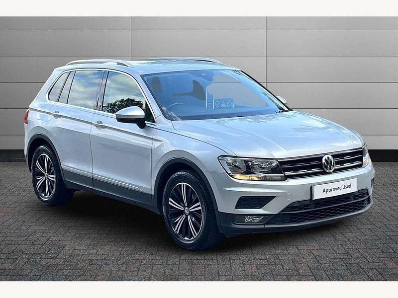 Silver Used 2018 VW Tiguan SE SUV | £15,350 (Fair price) - Image 1/4