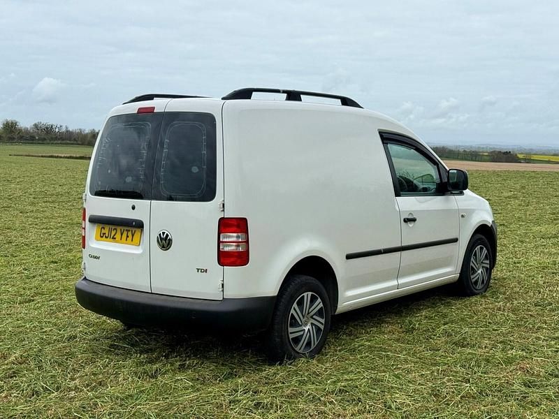 Begagnad VW Caddy 2012 Vit Minibuss