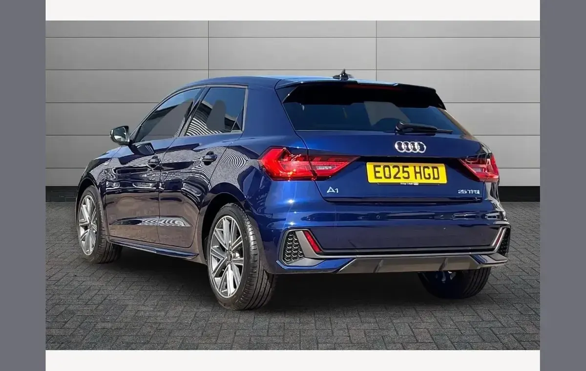 New Audi A1 S-Line 95 HP (69 kW) 2025 Blue SUV